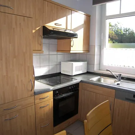 Komfortable Mit Pool- & Saunanutzung In Apartment